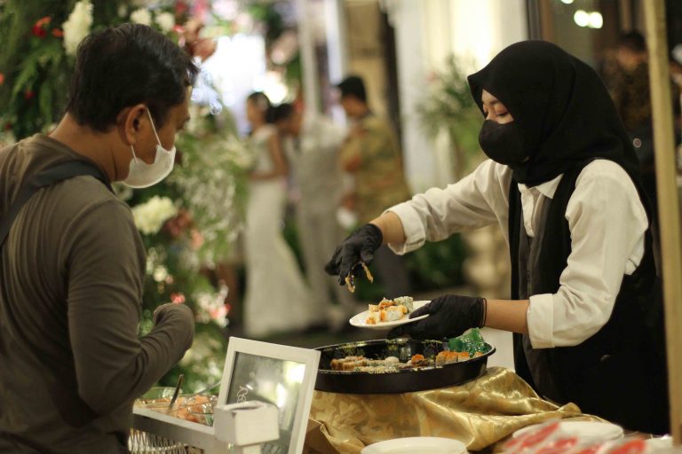 Catering Pernikahan Bandung - DinasTY Catering